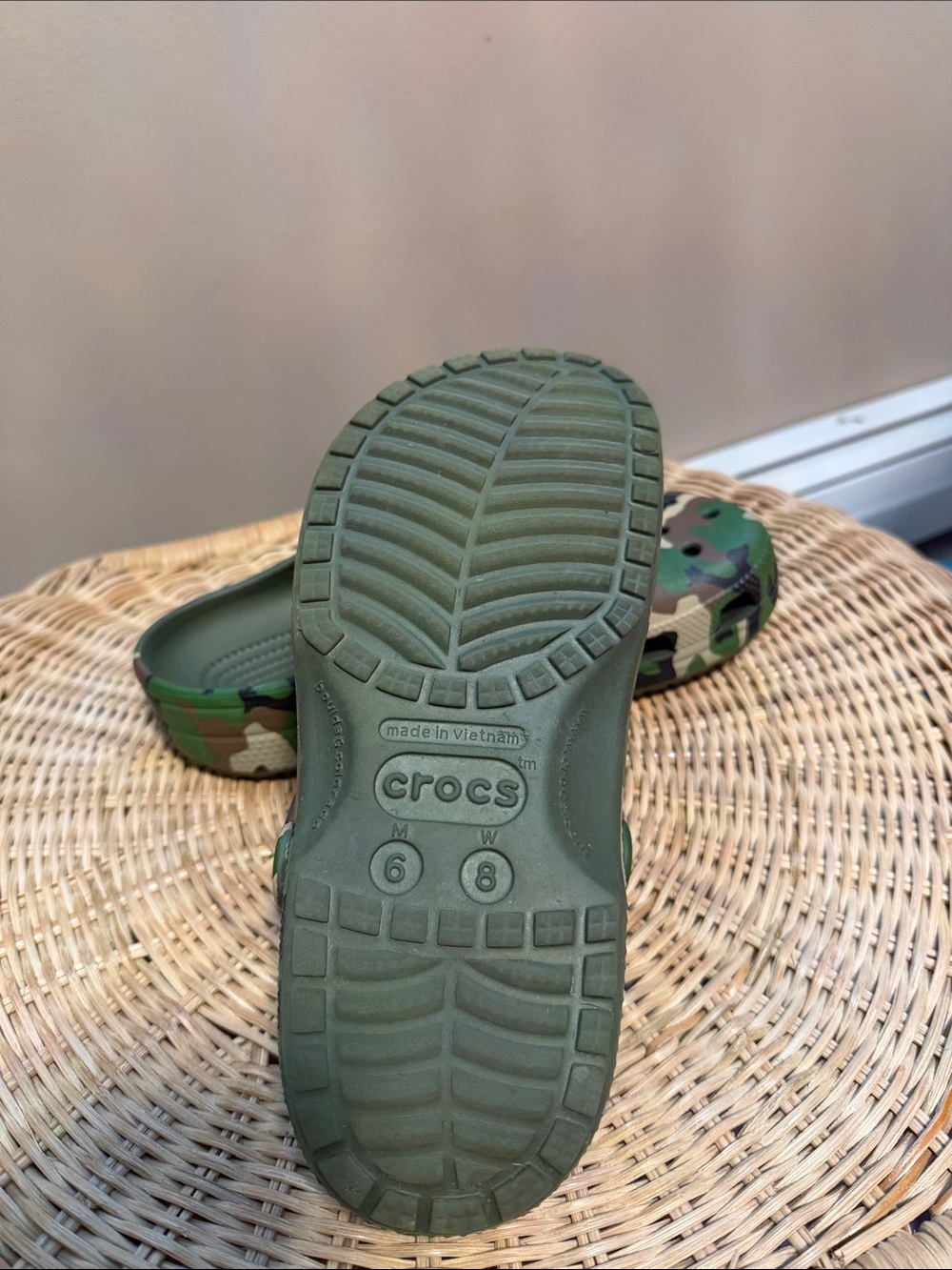 CROCS Classic Clog - Green Camo - Picture 4 of 6